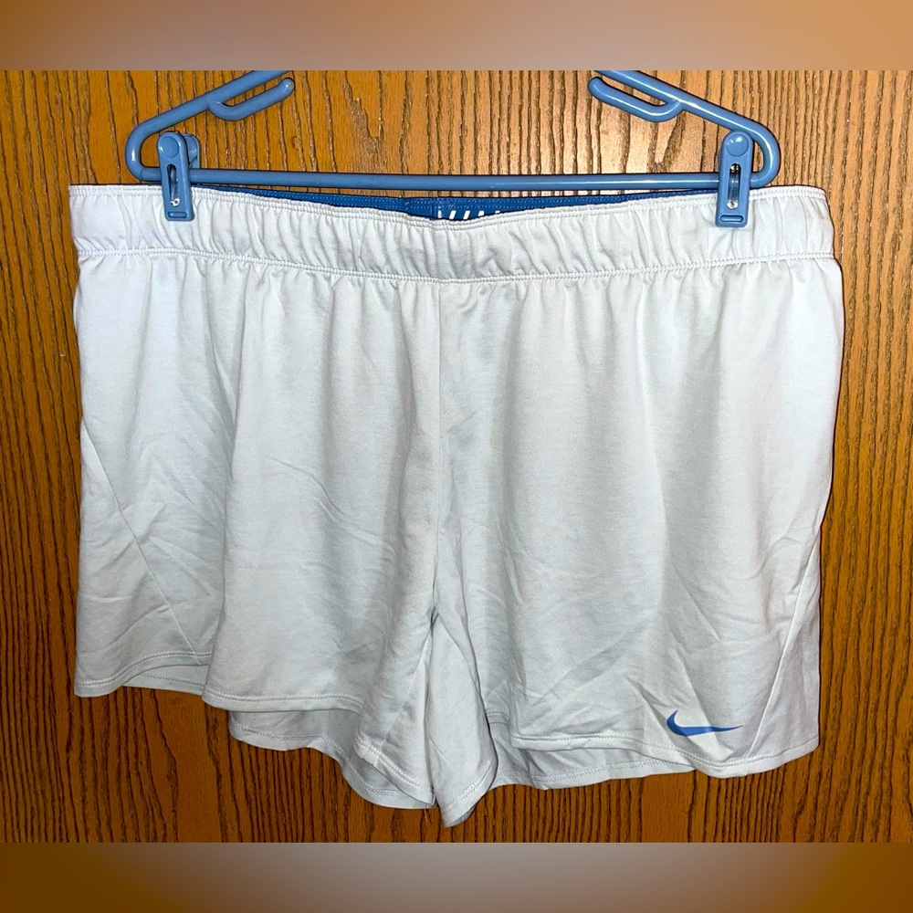 Nike Training Shorts NWT